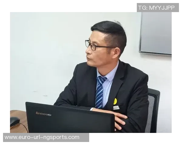 达科塔范宁足球的崛起与发展探索以及对未来的展望与影响